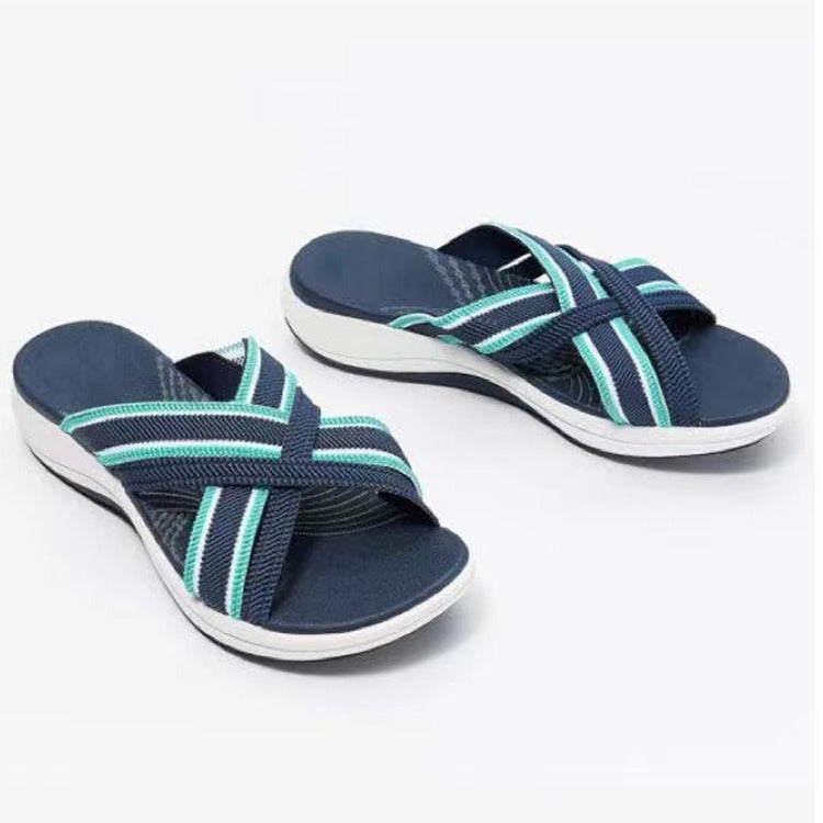 Flat bottomed sloping and fish mouthed flying woven cross sandals for women's slippers