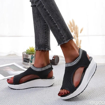 Plus Size Sandalen Vrouwen  Mode Casual Platform Schoenen Vrouwen Schoenen Comfort Zomer Zachte Sport Sandalen Ademende Sneakers