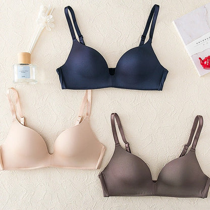 Japanese Light Clothing Without Trace Underwear Women Without Steel Ring Large Chest Show Small Students Thin Triangle Cup Light Bra