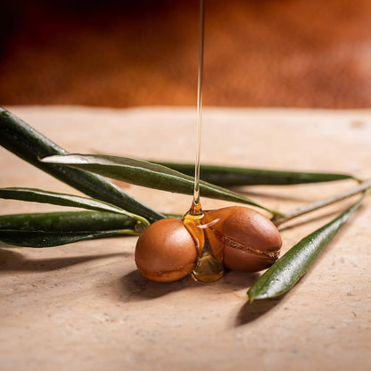 OGX, Hydrate and Revive + Argan Oil of Morocco, Organic Hair Mask, Deeply Moisturises and Strengthen Hair 300ml