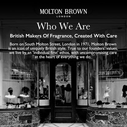 Molton Brown Mesmerising Oudh Accord & Gold Bath & Shower Gel 300ml