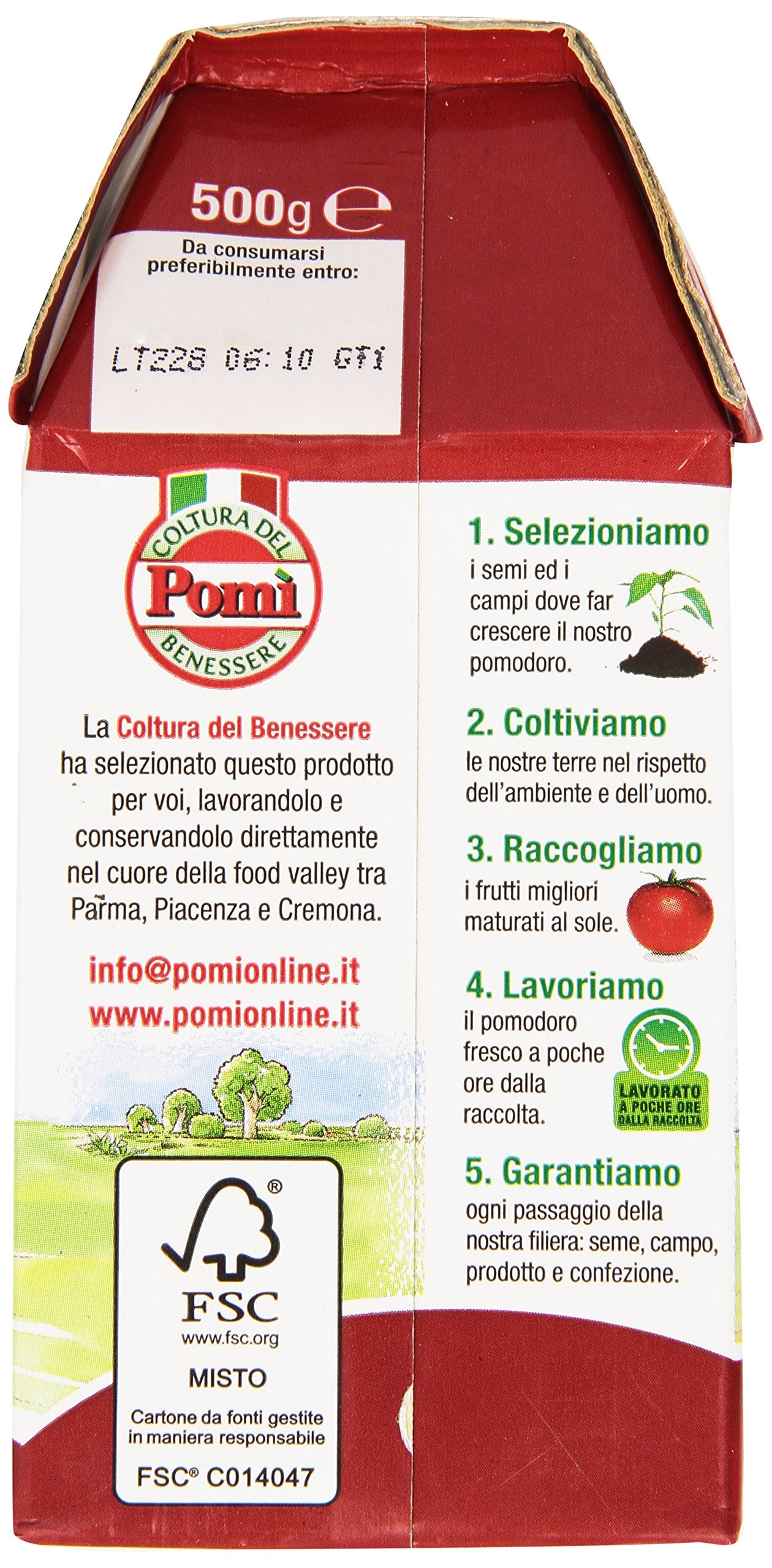 Pomi Passata, ,Made from 100% Strained Italian Tomatoes, Authentic Italian Tomato Puree - 500 g