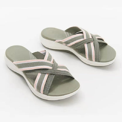 Flat bottomed sloping and fish mouthed flying woven cross sandals for women's slippers